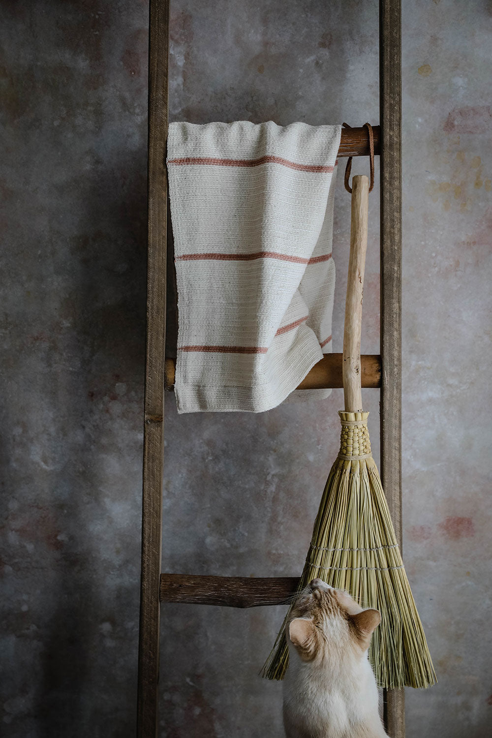 Izzy Hand Towel